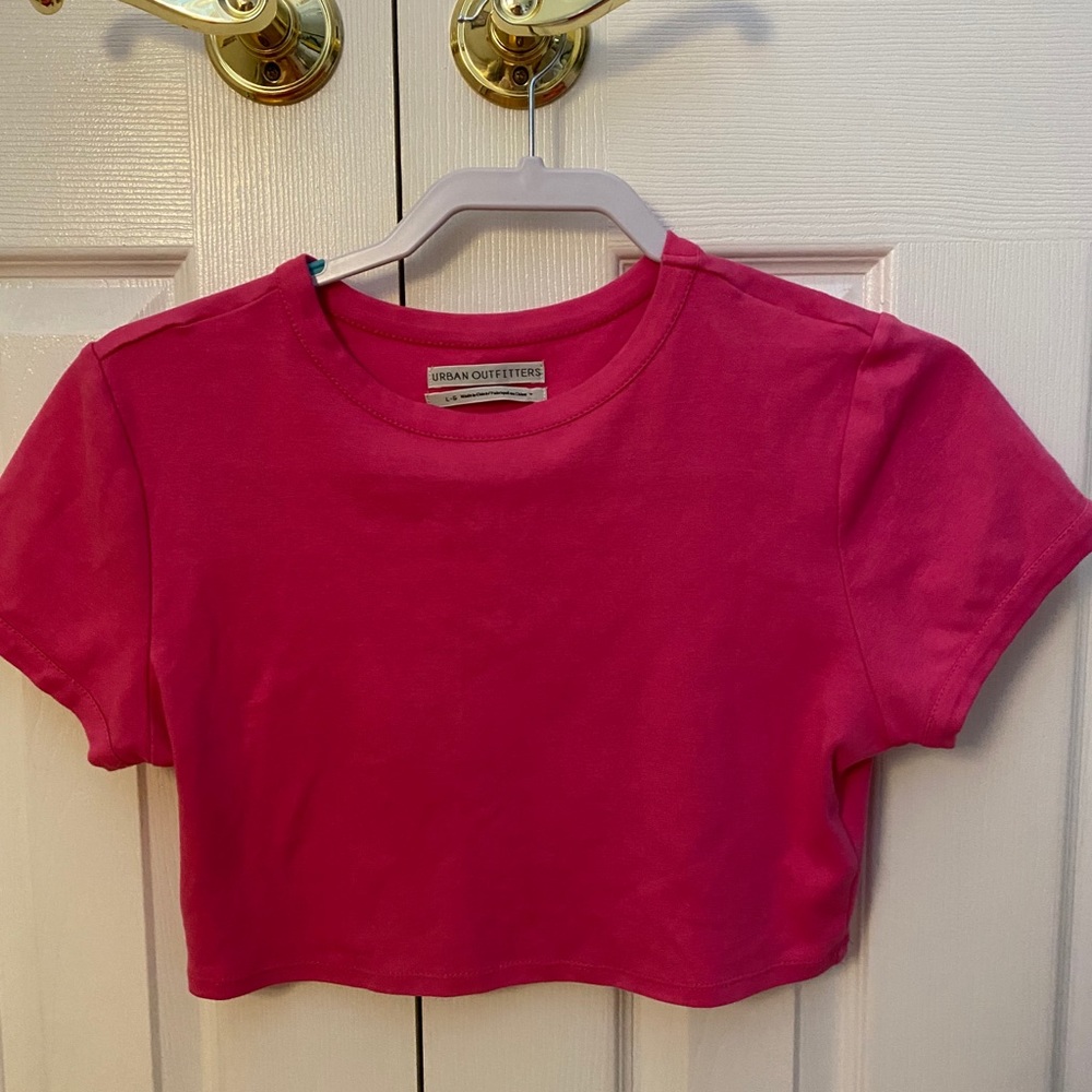 Cropped Tee - Picture 4 of 4